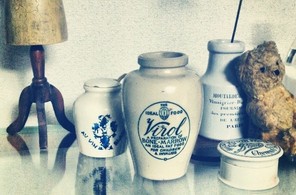 ANTIQUE