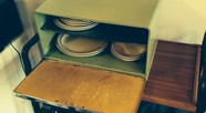 VINTAGE BREAD CASE