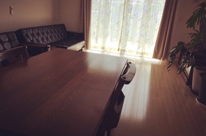 シンプルな部屋(リビング)
